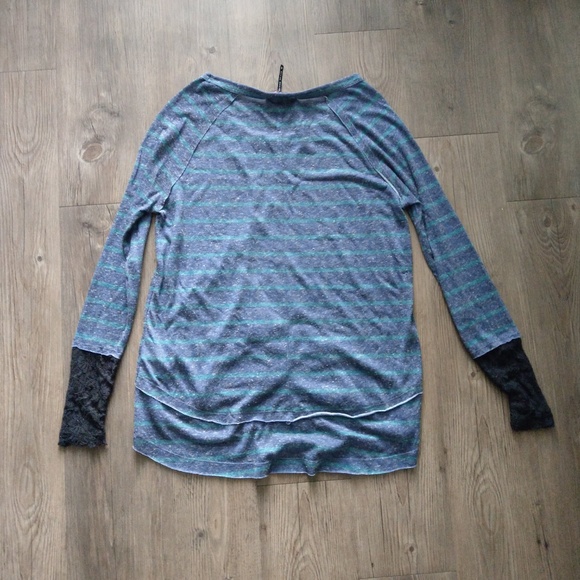 lace and stripe long sleeve NWOT S/M - Picture 4 of 4